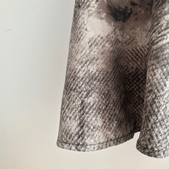 Dress - Picture 6 of 8